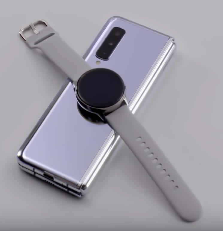 Charging a watch on an S10