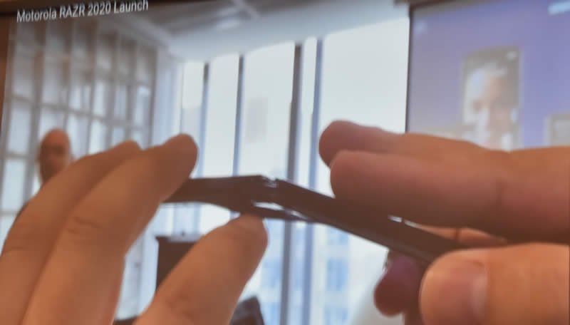 The bend in the RAZA folding phone